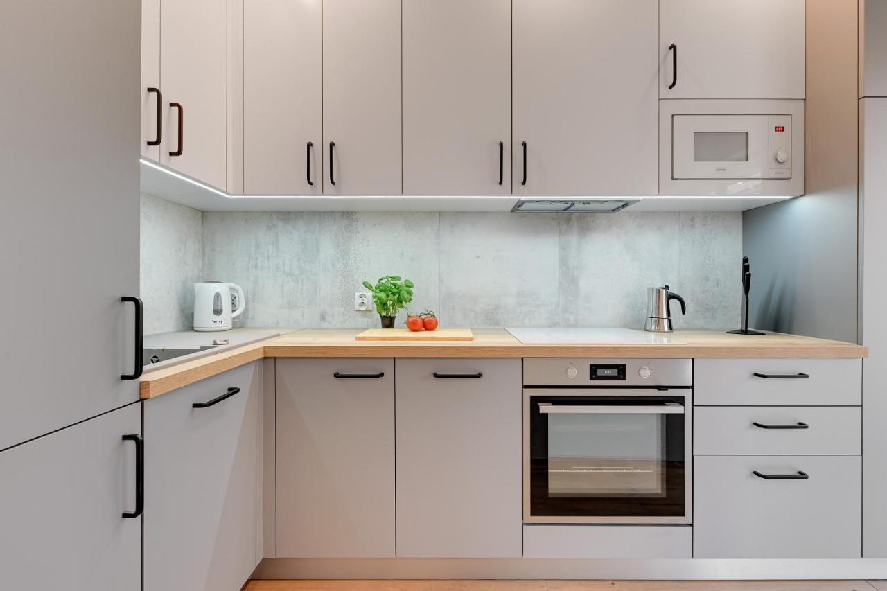 Central Apartment - Free Private Parking Gdansk Ngoại thất bức ảnh