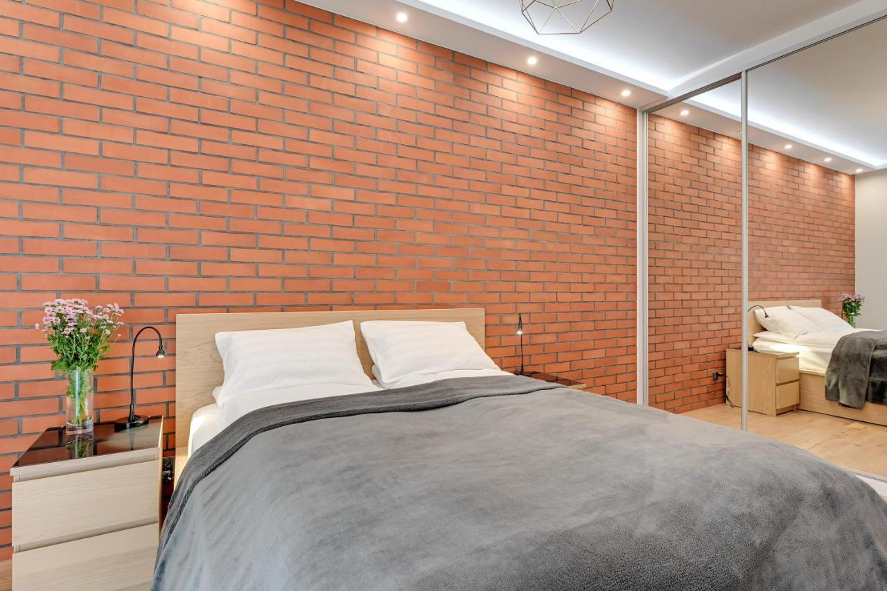 Central Apartment - Free Private Parking Gdansk Ngoại thất bức ảnh